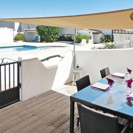 Holiday Home With Shared Pool Saintes-Maries-de-La-Mer Exterior foto